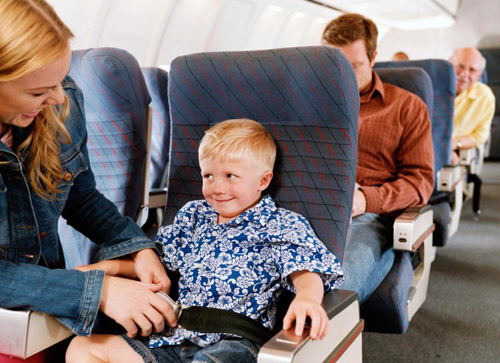 Дети на борту самолета Aeroflot