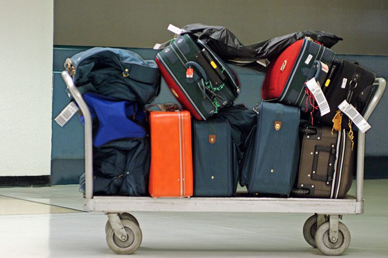 Что делают с багажом в аэропорту
