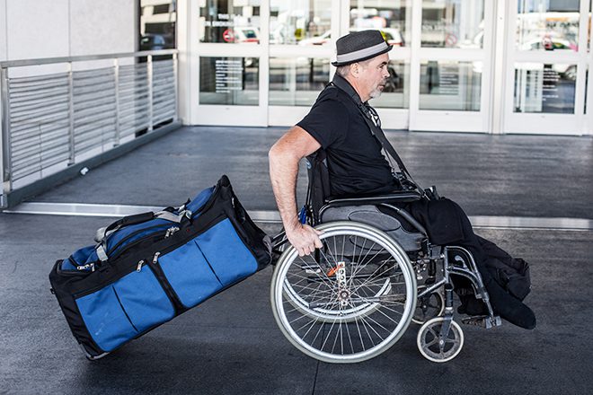 Инвалиды в самолете: как перевезти больного