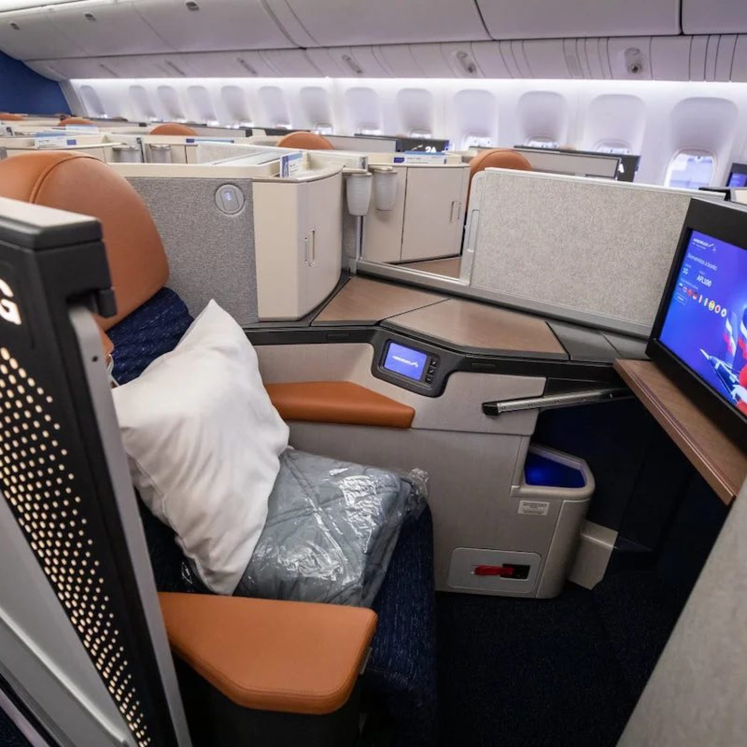 Билет бизнес-класса на самолет авиакомпании Аэрофлот: что входит, как выглядит место, сколько стоит