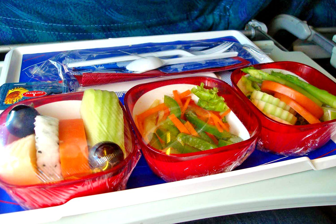 Провоз фруктов в ручной клади на внутренних рейса[