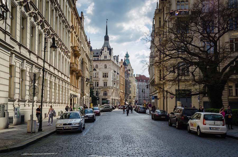 Транспорт и аренда жилья в Чехии