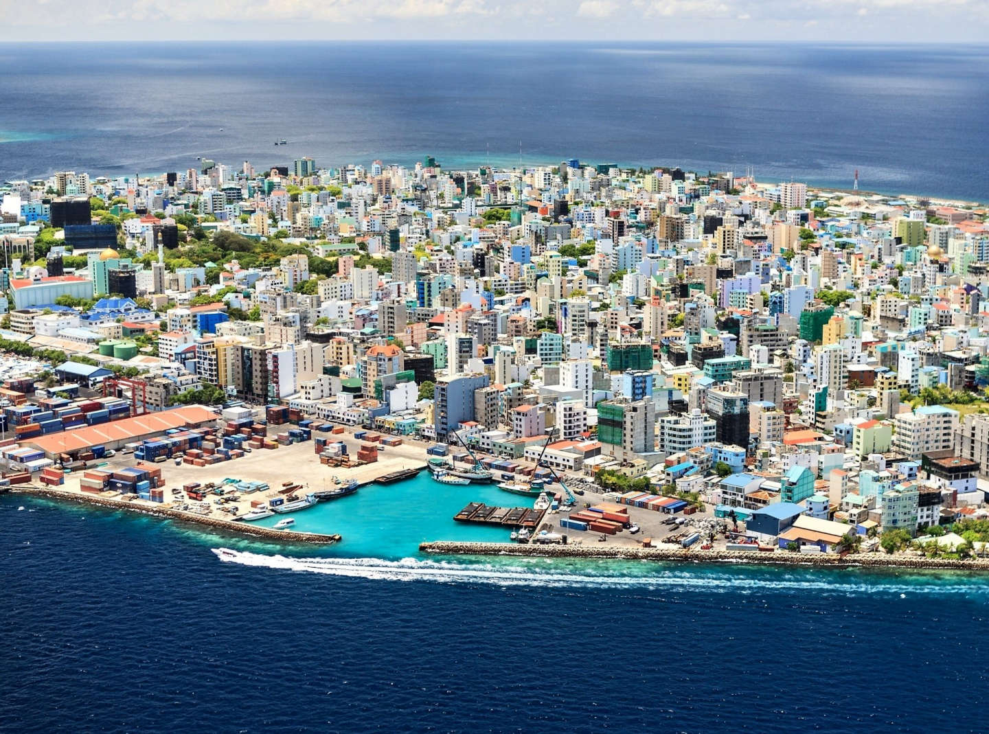 Транспорт и аренда жилья на Мальдивах. Мале.